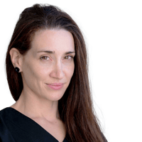 Alexandra-Papanikolaou-left